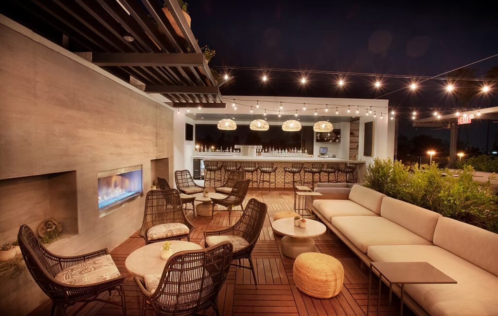 2fe0d4_eea0713e11d8438ab6cfe9c3aae0e0d6~mv2